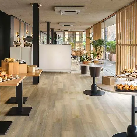 Occidental Hotel 4*